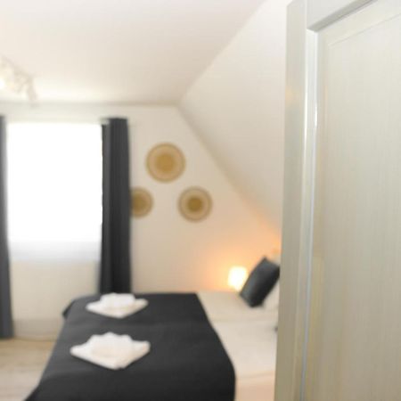 Raba92 Apartman House Exteriör bild