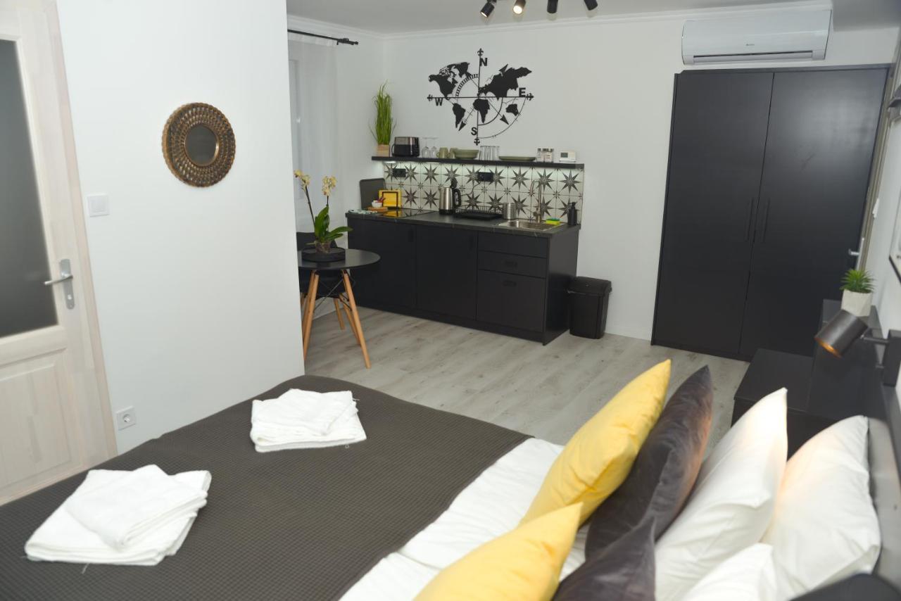 Raba92 Apartman House Exteriör bild